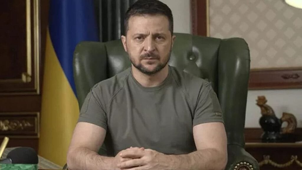 Ukrayna Devlet Başkanı Zelenskiy, Rusya-Ukrayna Savaşı'nı diplomasiyle bitirmek istediklerini ve bu yönde gerekirse Rusya Devlet Başkanı Putin'le görüşmeye hazır olduğunu açıkladı.